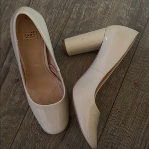 Zara size 37 ivory heels square toe